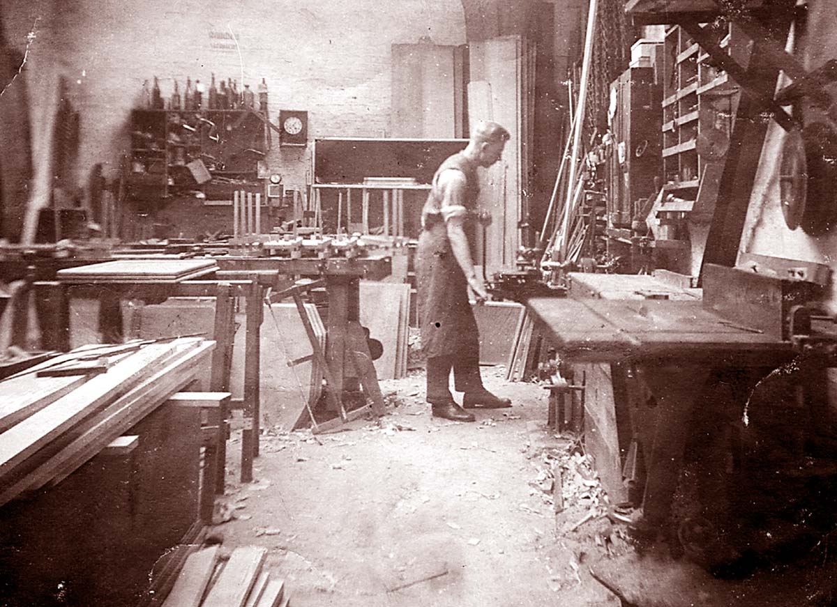 Franz Hirschmann – Workshop, 1928